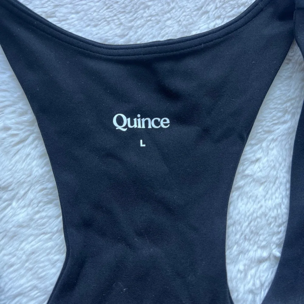 Quince Womens Ultra-Soft Performance Racerback Sports Bra Black Size Large NEW